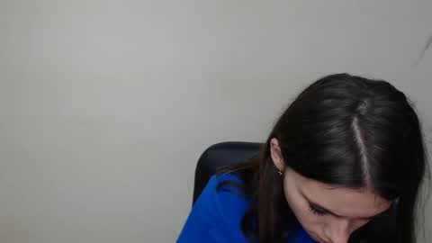 Rose online show from October 2, 2025, 6:53 am