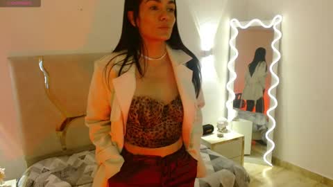 ROSALIN online show from October 23, 2025, 10:58 am