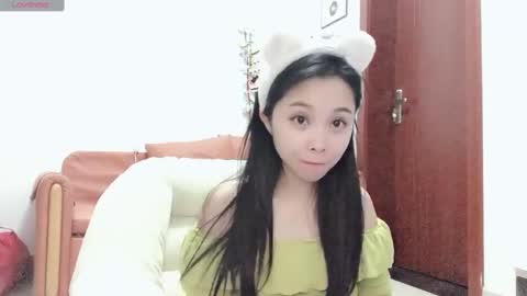 Snapshot of rose6688 chatting on December 6, 2024, 2:06 pm rose online show from December 6, 2024, 2:06 pm