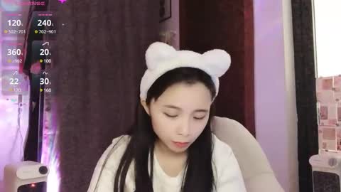 Snapshot of rose6688 chatting on January 2, 2025, 8:28 am rose online show from January 2, 2025, 8:28 am