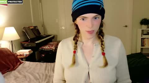 rose77782 online show from February 20, 2025, 10:48 pm