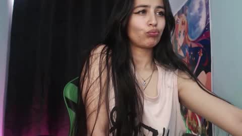 Snapshot of rose_smiley1 chatting on October 1, 2025, 9:21 pm Rose online show from October 1, 2025, 9:21 pm