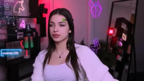 rose online show from November 30, 2025, 9:35 am