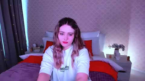 Snapshot of rose_sweetiee chatting on March 1, 2025, 7:51 am Rose online show from March 1, 2025, 7:51 am