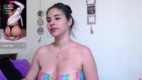 Snapshot of rose_towers4 chatting on September 24, 2025, 8:56 pm rose_towers4 online show from September 24, 2025, 8:56 pm