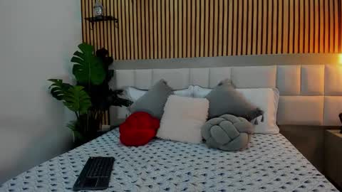 Snapshot of roseaurora chatting on November 24, 2025, 12:49 pm roseaurora online show from November 24, 2025, 12:49 pm