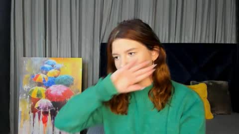 Snapshot of roseblanche2k chatting on December 7, 2024, 10:17 pm Florin online show from December 7, 2024, 10:17 pm