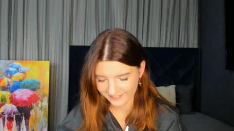 Snapshot of roseblanche2k chatting on December 11, 2024, 11:10 pm Florin online show from December 11, 2024, 11:10 pm