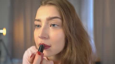 Elsa online show from November 21, 2025, 4:22 am