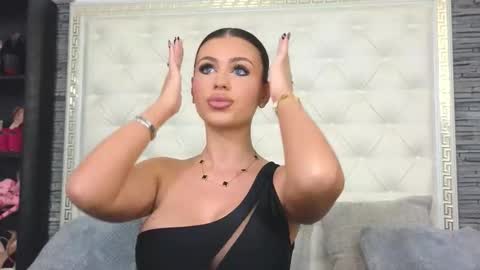 Gabriela online show from October 14, 2025, 6:25 am