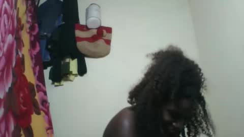 Snapshot of roseyaa chatting on September 11, 2025, 6:52 pm Roseyaa online show from September 11, 2025, 6:52 pm