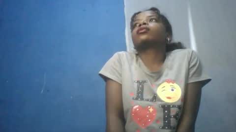 Snapshot of roseyaa chatting on September 25, 2025, 10:19 am Roseyaa online show from September 25, 2025, 10:19 am