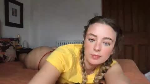 Snapshot of rosiegirl333 chatting on February 10, 2025, 2:05 pm Rosie online show from February 10, 2025, 2:05 pm