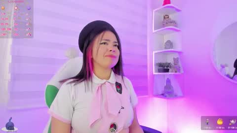 Snapshot of rosse_amyy chatting on September 18, 2025, 12:18 pm online show from September 18, 2025, 12:18 pm