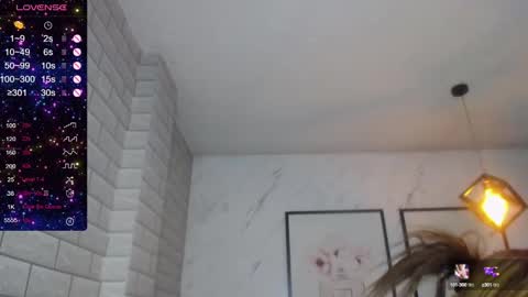 rosse jeane v online show from January 8, 2025, 1:20 pm