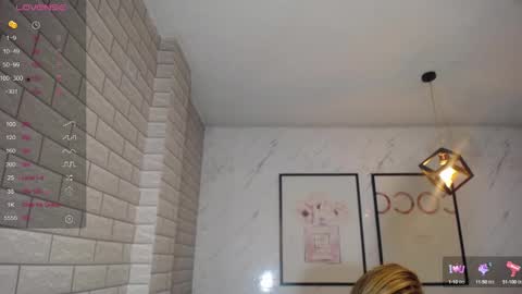 rosse jeane v online show from February 17, 2025, 1:10 pm