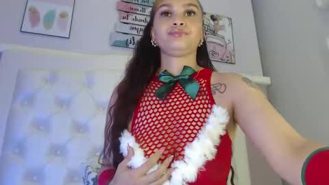 Snapshot of rossi_baker chatting on December 4, 2025, 6:44 am Rossi online show from December 4, 2025, 6:44 am