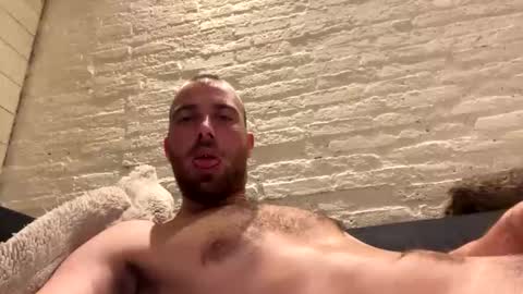 rotteei1 online show from November 20, 2025, 9:25 pm