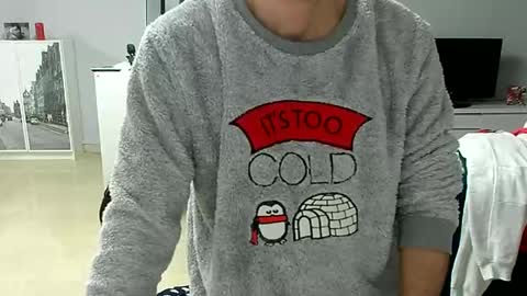 Snapshot of roubarixx chatting on December 7, 2024, 9:50 am roubarixx online show from December 7, 2024, 9:50 am