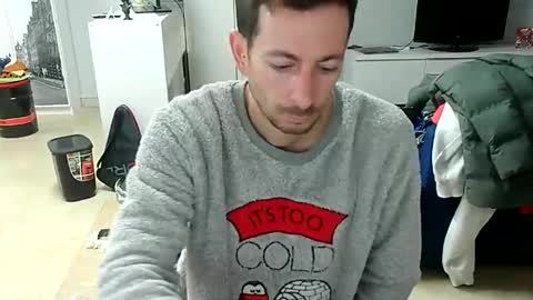 Snapshot of roubarixx chatting on December 13, 2024, 8:20 am roubarixx online show from December 13, 2024, 8:20 am