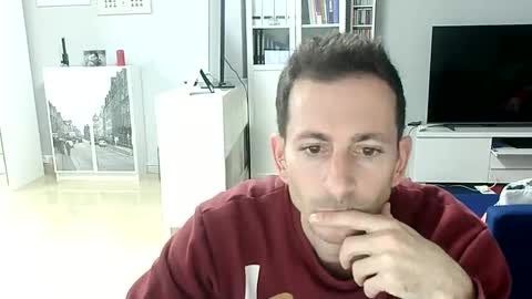 Snapshot of roubarixx chatting on December 26, 2024, 7:05 pm roubarixx online show from December 26, 2024, 7:05 pm