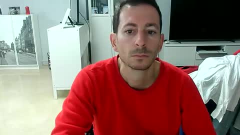 Snapshot of roubarixx chatting on January 6, 2025, 8:24 am roubarixx online show from January 6, 2025, 8:24 am