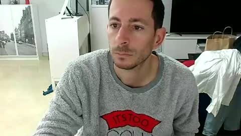 Snapshot of roubarixx chatting on January 8, 2025, 7:55 am roubarixx online show from January 8, 2025, 7:55 am