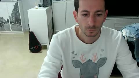 Snapshot of roubarixx chatting on January 23, 2025, 8:57 am roubarixx online show from January 23, 2025, 8:57 am