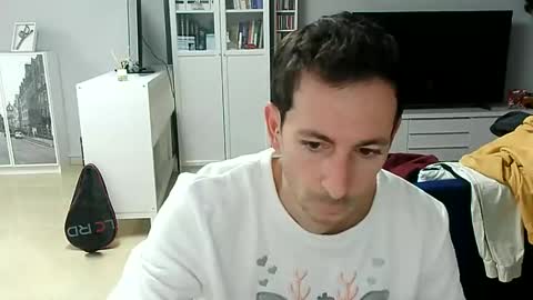 Snapshot of roubarixx chatting on January 31, 2025, 8:01 am roubarixx online show from January 31, 2025, 8:01 am