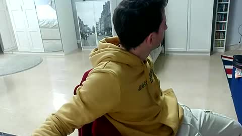 Snapshot of roubarixx chatting on February 1, 2025, 6:51 pm roubarixx online show from February 1, 2025, 6:51 pm