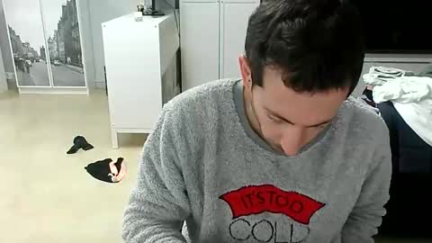 Snapshot of roubarixx chatting on February 9, 2025, 9:05 am roubarixx online show from February 9, 2025, 9:05 am