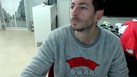 Snapshot of roubarixx chatting on February 10, 2025, 6:20 am roubarixx online show from February 10, 2025, 6:20 am