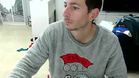 Snapshot of roubarixx chatting on February 26, 2025, 8:37 am roubarixx online show from February 26, 2025, 8:37 am