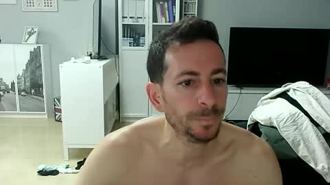 Snapshot of roubarixx chatting on March 7, 2025, 8:56 am roubarixx online show from March 7, 2025, 8:56 am