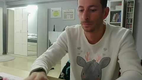 Snapshot of roubarixx chatting on October 16, 2025, 8:15 am roubarixx online show from October 16, 2025, 8:15 am