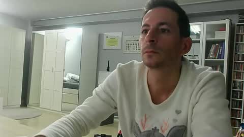 Snapshot of roubarixx chatting on October 21, 2025, 8:15 am roubarixx online show from October 21, 2025, 8:15 am