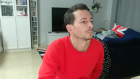 Snapshot of roubarixx chatting on December 15, 2025, 8:18 am roubarixx online show from December 15, 2025, 8:18 am