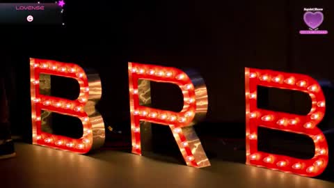 sofia online show from October 25, 2025, 6:35 pm