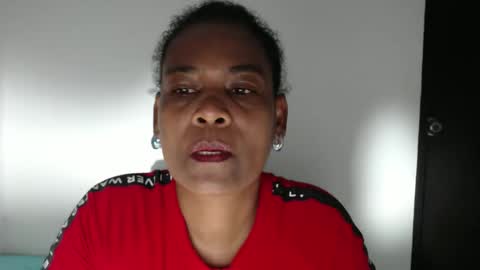 Snapshot of roushlove chatting on November 23, 2025, 12:38 pm luxa online show from November 23, 2025, 12:38 pm