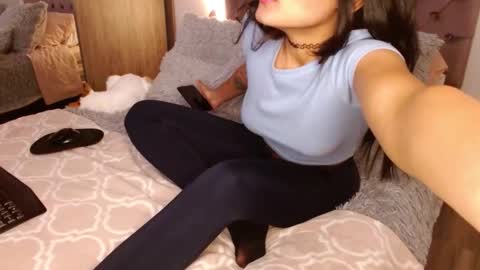 Snapshot of rouss_henao chatting on October 11, 2025, 9:41 am Rouss marie henao online show from October 11, 2025, 9:41 am