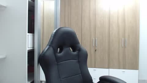 Roxana online show from January 4, 2025, 11:17 pm