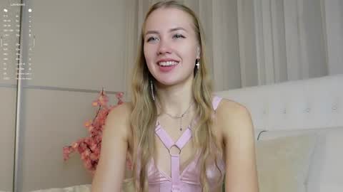 Anna Lokiss online show from October 4, 2025, 12:14 pm