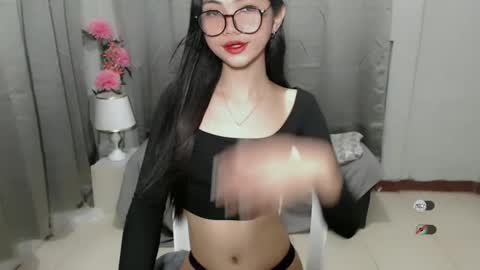Snapshot of roxie_fuckdoll chatting on December 28, 2024, 12:47 am Roxie online show from December 28, 2024, 12:47 am