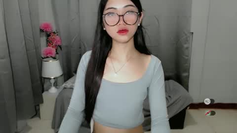Snapshot of roxie_fuckdoll chatting on December 30, 2024, 1:26 am Roxie online show from December 30, 2024, 1:26 am