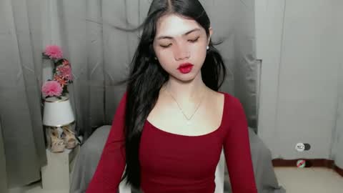 Snapshot of roxie_fuckdoll chatting on January 6, 2025, 10:26 pm Roxie online show from January 6, 2025, 10:26 pm
