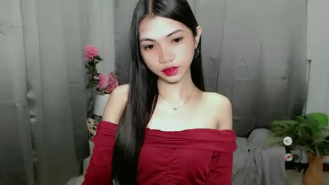 Snapshot of roxie_fuckdoll chatting on February 2, 2025, 9:45 pm Roxie online show from February 2, 2025, 9:45 pm