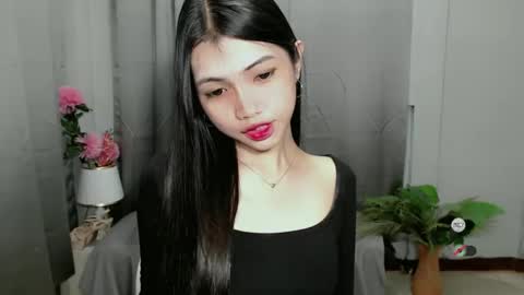 Snapshot of roxie_fuckdoll chatting on February 3, 2025, 9:39 pm Roxie online show from February 3, 2025, 9:39 pm