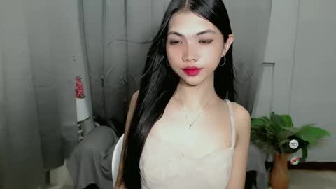 Snapshot of roxie_fuckdoll chatting on February 9, 2025, 8:44 am Roxie online show from February 9, 2025, 8:44 am
