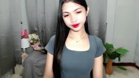 Snapshot of roxie_fuckdoll chatting on February 16, 2025, 10:10 pm Roxie online show from February 16, 2025, 10:10 pm