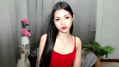 Snapshot of roxie_fuckdoll chatting on March 3, 2025, 5:09 am Roxie online show from March 3, 2025, 5:09 am